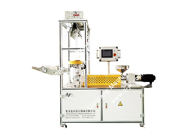 SCM25-PLC吹膜機(jī)